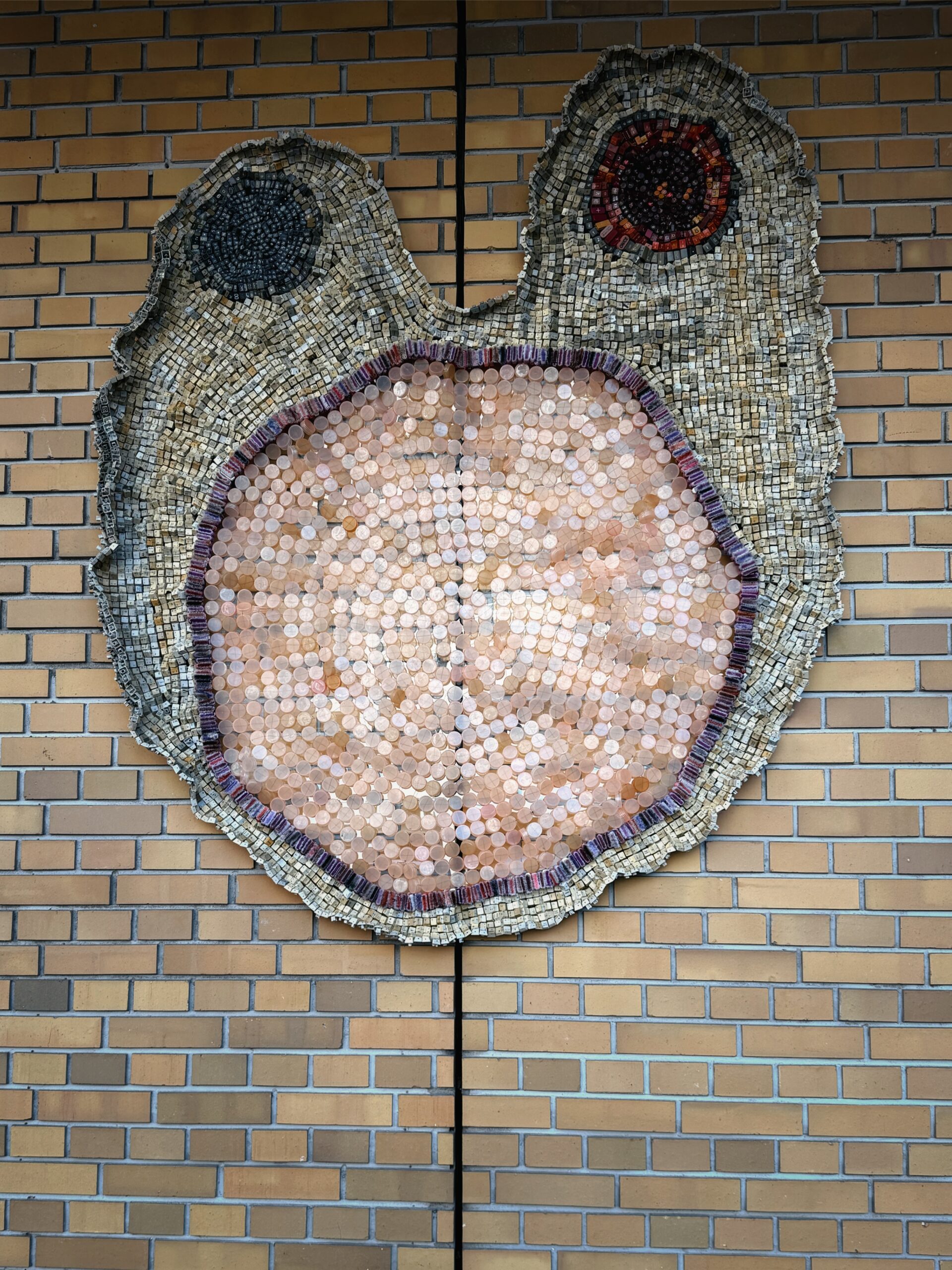 Mehr über den Artikel erfahren Moffat Takadiwa, PINK STONE, 2024